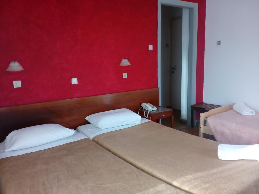 Pasiphae Hotel 2*